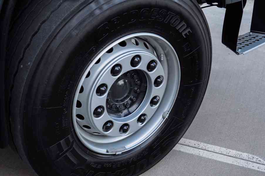 6X4 MAN TGS 33.400 HÁKOVÝ NOSIČ KONTEJNERŮ HYDRAULICKÁ RUKA - foto 10