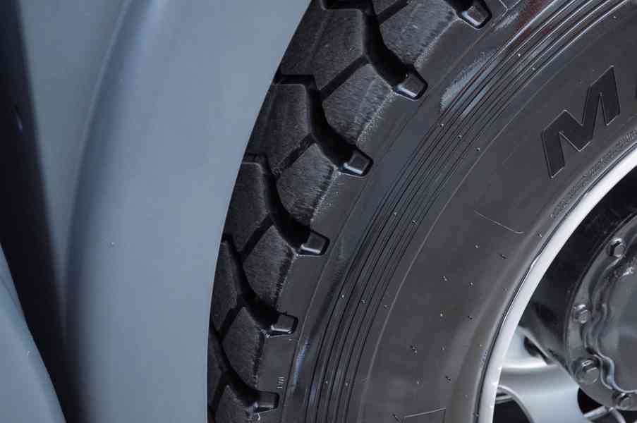 6X4 MAN TGS 33.400 HÁKOVÝ NOSIČ KONTEJNERŮ HYDRAULICKÁ RUKA - foto 24