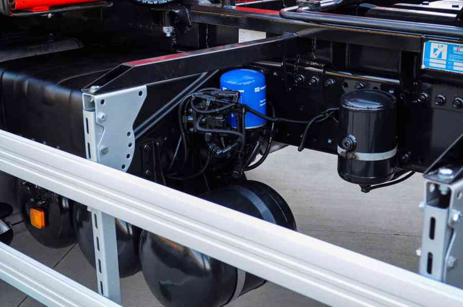 6X4 MAN TGS 33.400 HÁKOVÝ NOSIČ KONTEJNERŮ HYDRAULICKÁ RUKA - foto 34