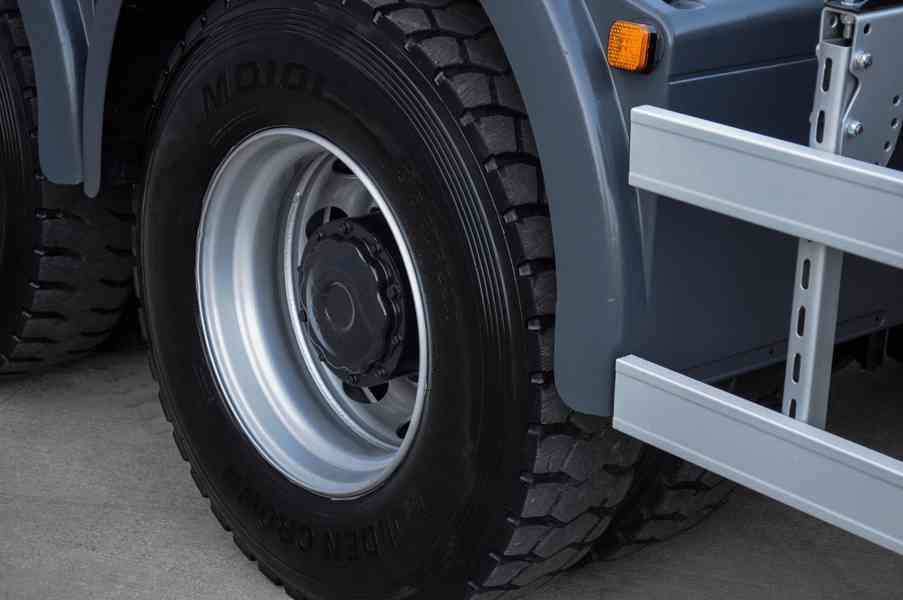 6X4 MAN TGS 33.400 HÁKOVÝ NOSIČ KONTEJNERŮ HYDRAULICKÁ RUKA - foto 21