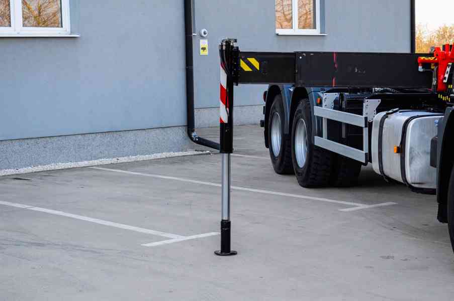 6X4 MAN TGS 33.400 HÁKOVÝ NOSIČ KONTEJNERŮ HYDRAULICKÁ RUKA - foto 105