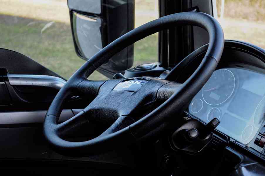 6X4 MAN TGS 33.400 HÁKOVÝ NOSIČ KONTEJNERŮ HYDRAULICKÁ RUKA - foto 55