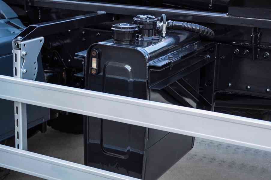 6X4 MAN TGS 33.400 HÁKOVÝ NOSIČ KONTEJNERŮ HYDRAULICKÁ RUKA - foto 20