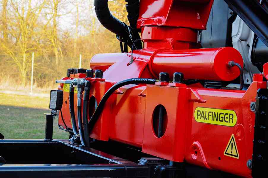 6X4 MAN TGS 33.400 HÁKOVÝ NOSIČ KONTEJNERŮ HYDRAULICKÁ RUKA - foto 19