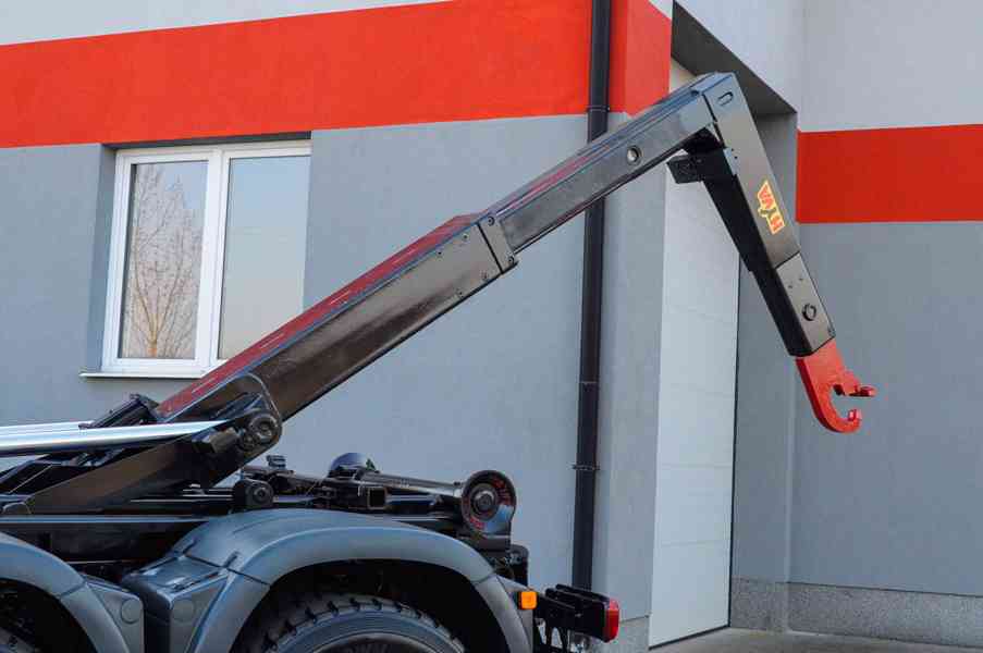 6X4 MAN TGS 33.400 HÁKOVÝ NOSIČ KONTEJNERŮ HYDRAULICKÁ RUKA - foto 97