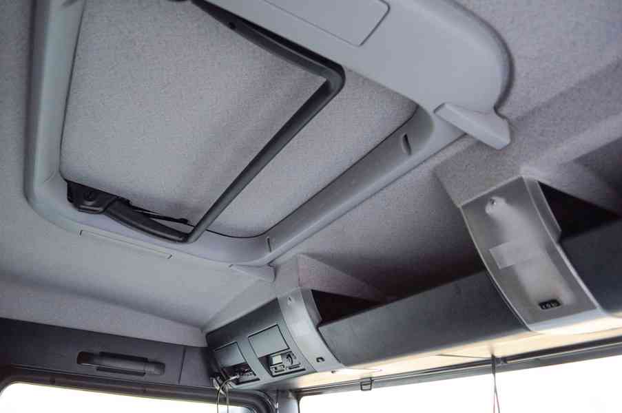 6X4 MAN TGS 33.400 HÁKOVÝ NOSIČ KONTEJNERŮ HYDRAULICKÁ RUKA - foto 56