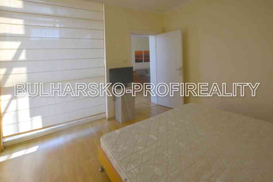 Bulharsko- EXKLUZIVNÍ 2+kk (67 m²) | VÝHLED NA BAZÉN | 450 m - foto 6