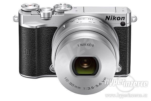 Kompaktní fotoaparát Nikon 1 J5 stříbrný 20.8Mpx slevněný - foto 8