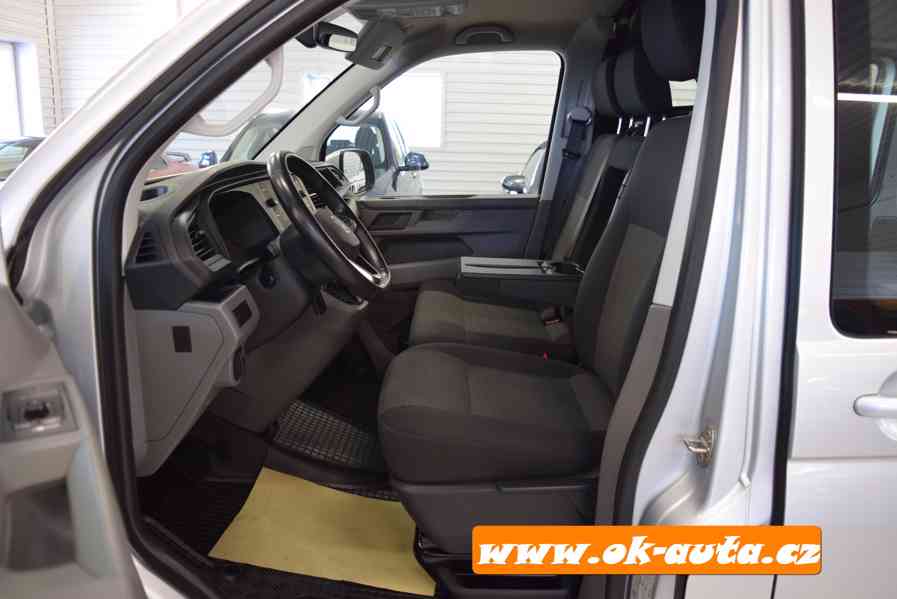 Volkswagen Transporter 2.0 TDI DSG 110 kW 5 DVEŘÍ 2022 - foto 9