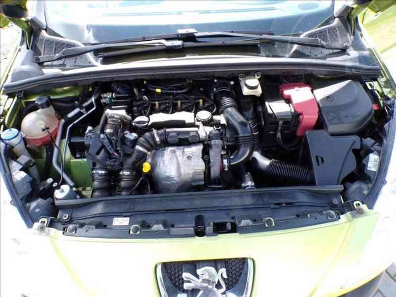 Peugeot 308 1,6 HDI KLIMATIZACE - foto 13