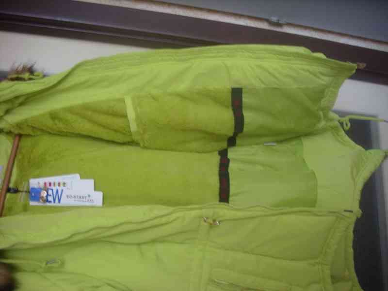 Teplá zimní bunda - NOVÁ, vel.44 (M) - foto 3