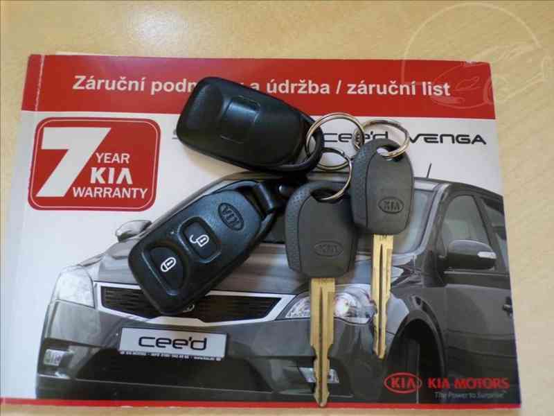 Kia Sportage 2,0 16V - foto 15