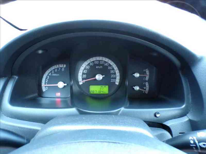 Kia Sportage 2,0 16V - foto 5