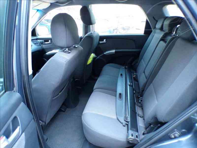 Kia Sportage 2,0 16V - foto 9