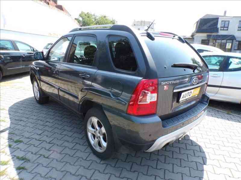 Kia Sportage 2,0 16V - foto 3