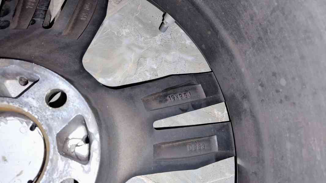 Alu kola bmw 5x120 R19 nove letní Pirelli pzero  - foto 8