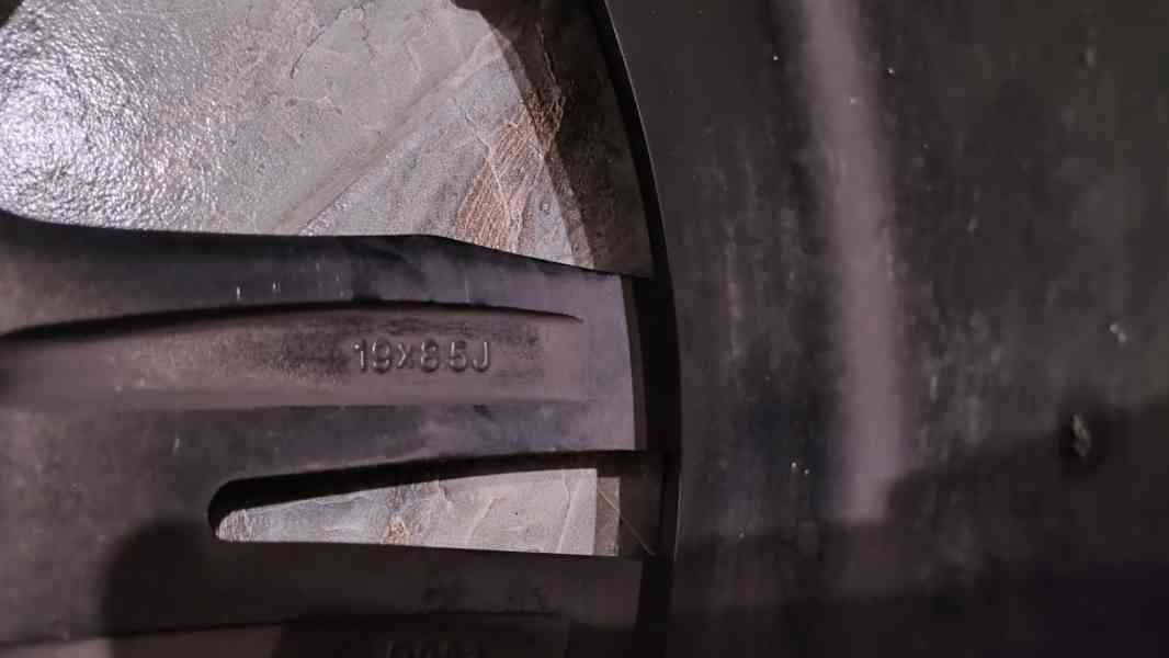 Alu kola bmw 5x120 R19 nove letní Pirelli pzero  - foto 7