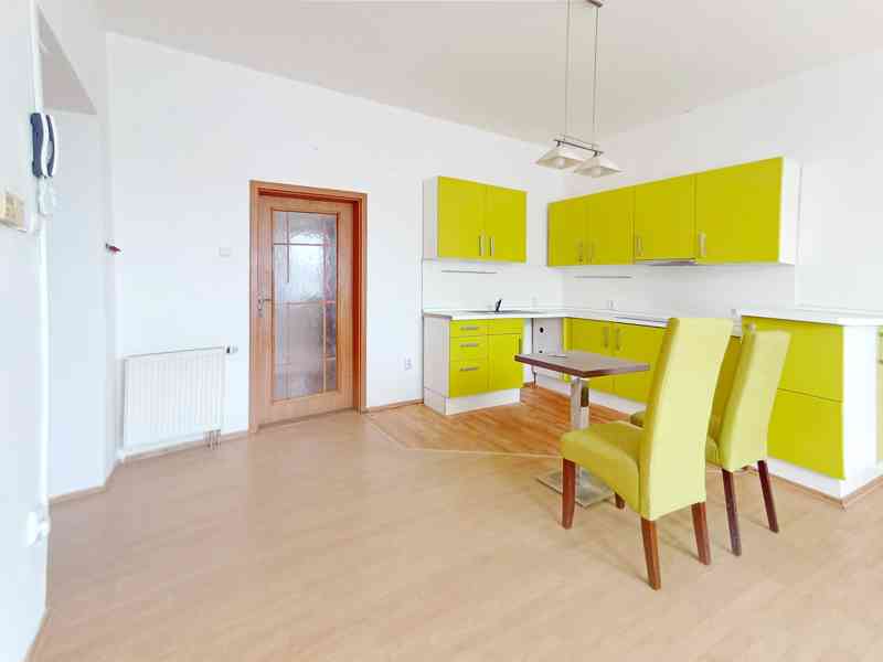 Pronájem bytu 3+kk, 72m2 v Nýřanech - foto 9