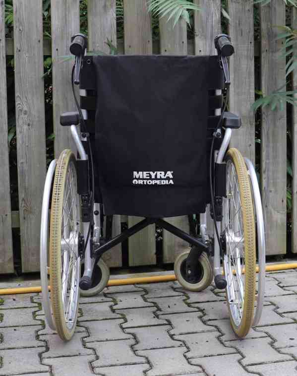 009-Mechanický invalidní vozík Meyra. - foto 4