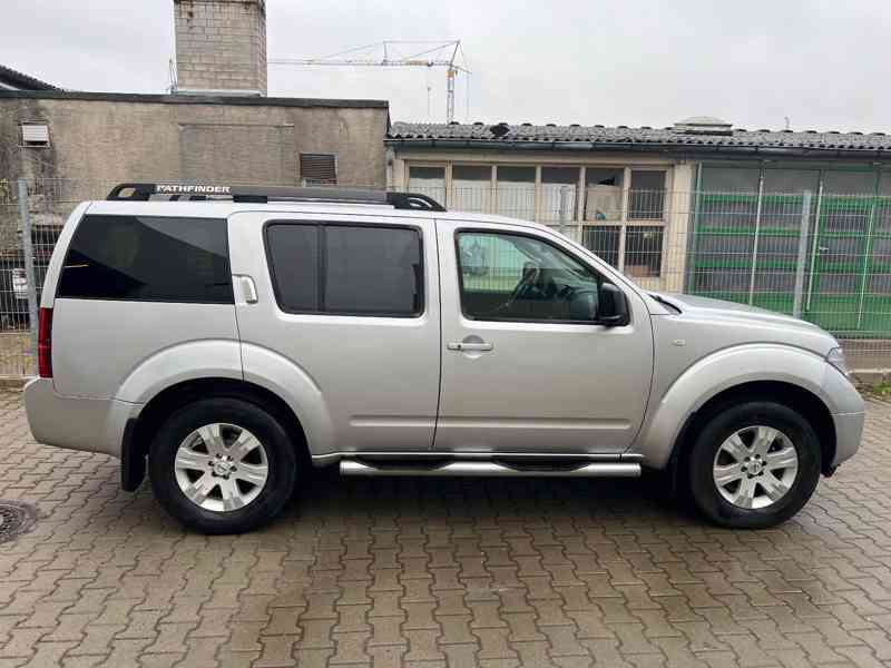 Nissan Pathfinder 2.5 dCi .Aut. 128kw - foto 11