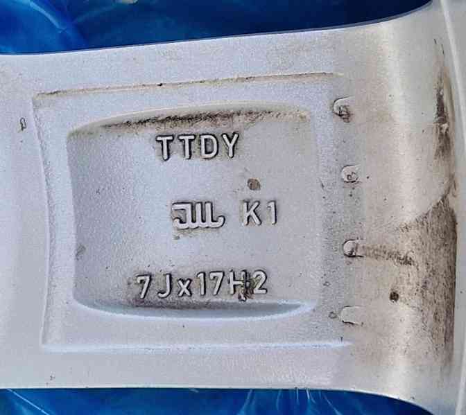 Alu kola Dezent 7Jx17H2 114.3mm ET48 - foto 9