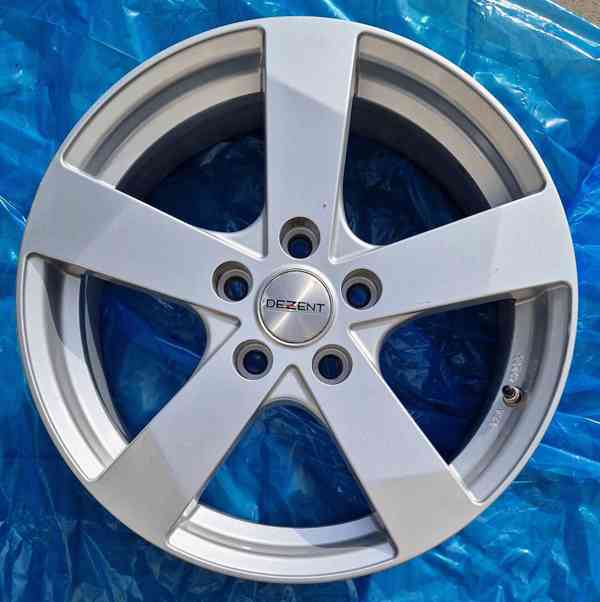 Alu kola Dezent 7Jx17H2 114.3mm ET48 - foto 7
