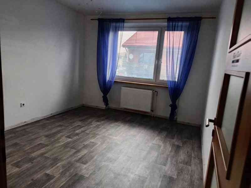 Byt 3+1, 72m², družstev, N. Hrádek, okr. Náchod - foto 9