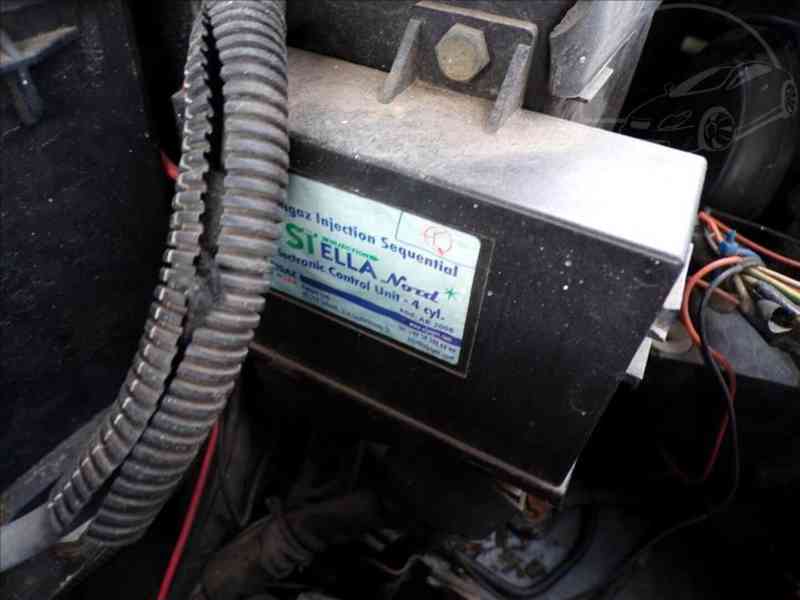 Peugeot 307 1,6 i LPG - TAŽNÉ ZAŘÍZENÍ - foto 14