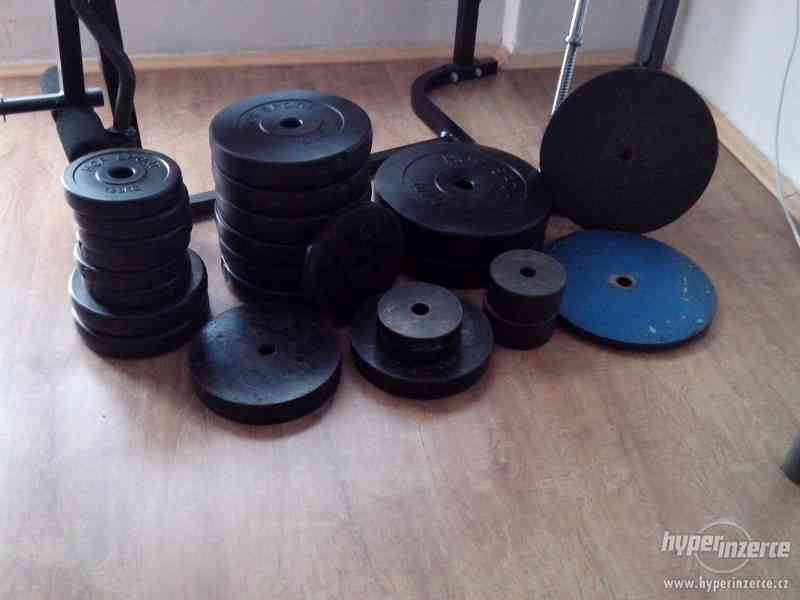 Prodám činkový set+ bench lavici, Osobní odběr Uherský Brod - foto 3
