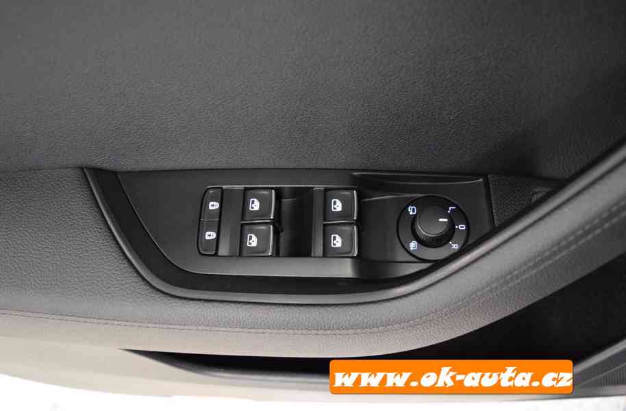 Škoda Superb 1.4 TSI iV LAURIN & KLEMENT 2021-DPH  - foto 20