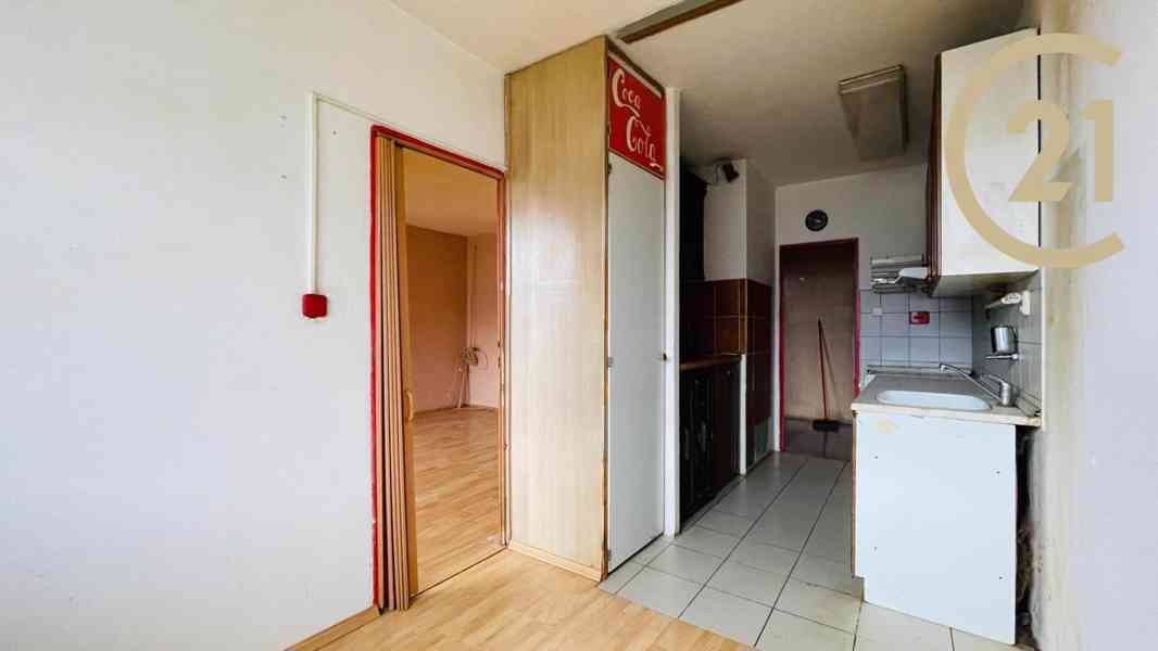 Prodej bytu 3+1/L, 78 m2  DR,  Praha 3 - foto 9