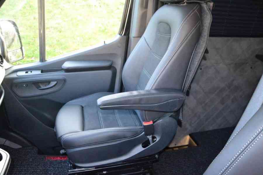 Mercedes - Benz Sprinter 319 CDi Camper Family - foto 13