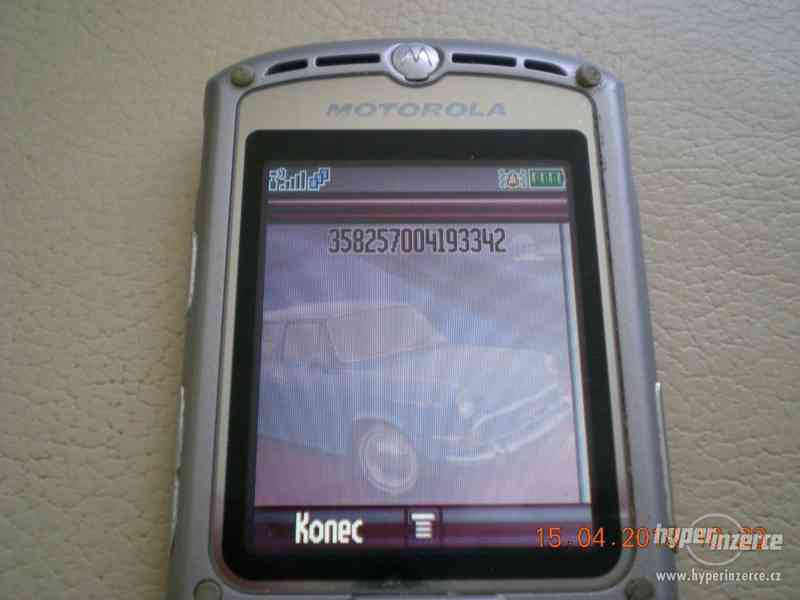 Motorola RazrV3 - žiletky v TOP stavu, plně funkční - foto 18