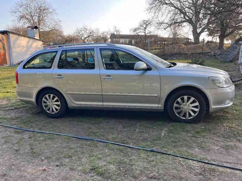 Škoda Octavia 1,6   ll - foto 8