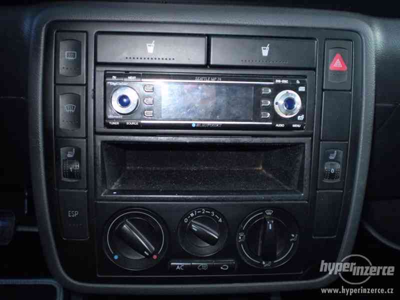 VW Sharan 1.9TDI 96kW, 2003, nová STK, výhřev čelního skla - foto 12