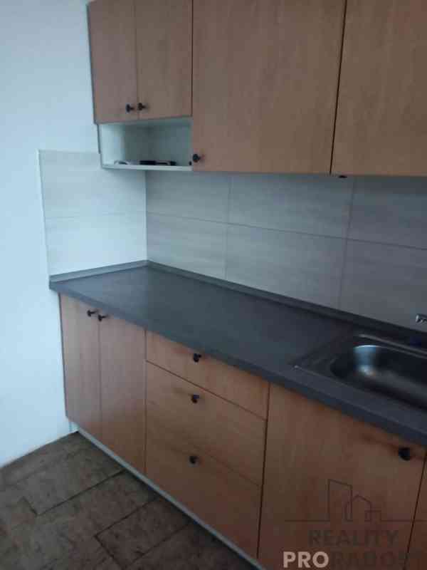 Pronájem bytu 1+kk 117m2 - Veselice - Vavřinec  - foto 4