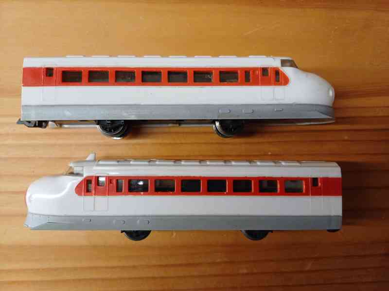 Rychlovlak COURIER dvoudílný.  TT - foto 2