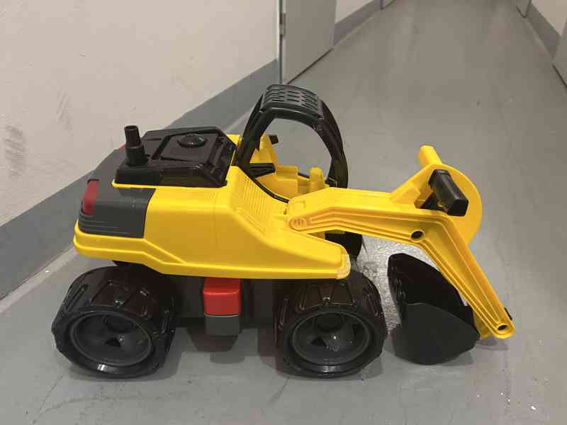 Bagr žlutočerný Giga Trucks 80 cm NOVÝ - foto 4