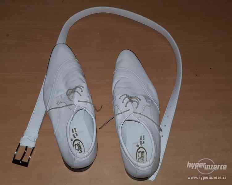 Svatební boty a pásek - foto 1