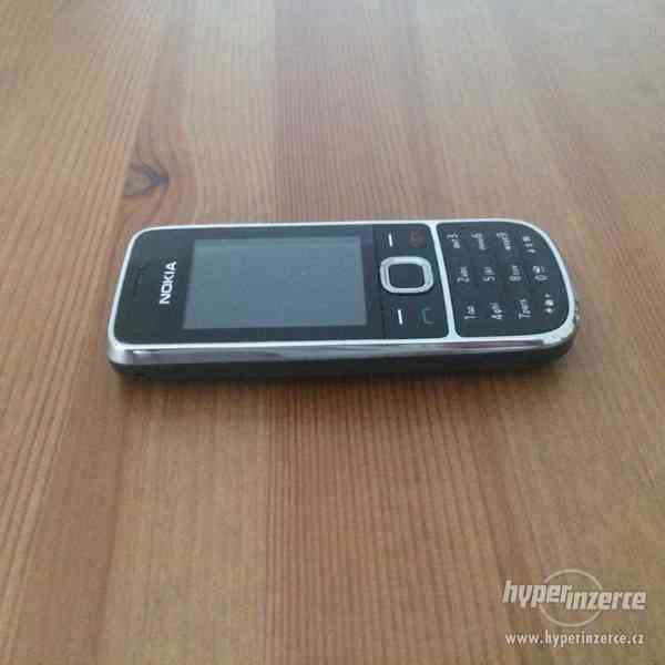 Nokia 2700 classic stříbrná, použitá, funkční - foto 5