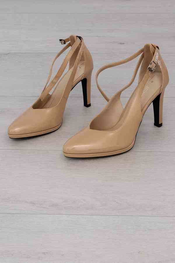 Luxusní smetanové lakované lodičky na vysokém podpatku!