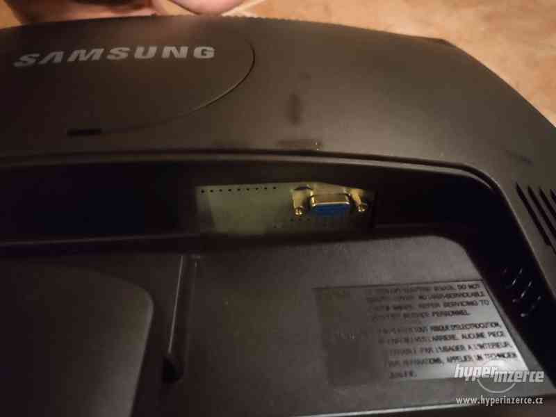 Monitor Samsung 19'' - foto 2