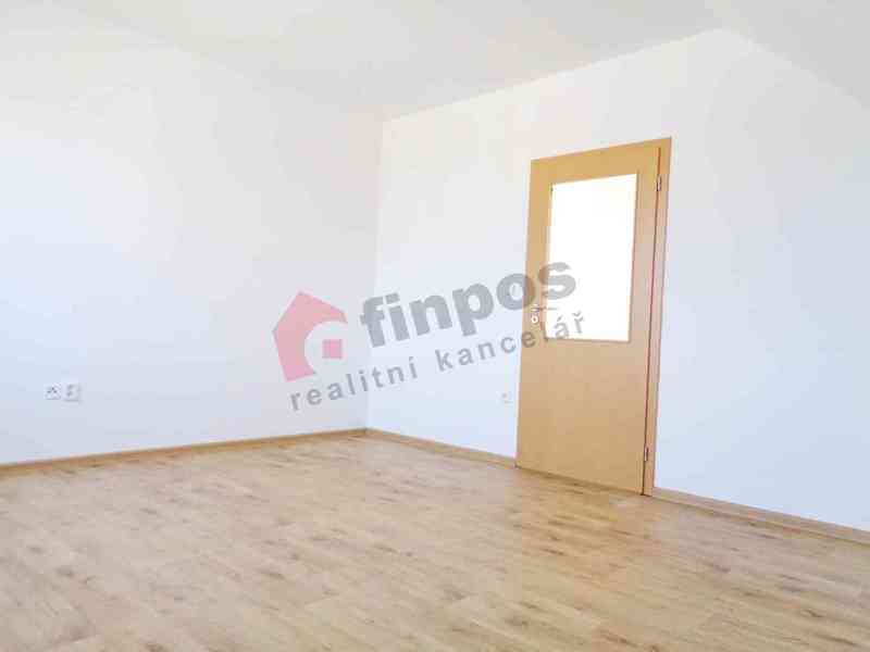 Pronájem bytu 2+kk 63 m² v Chlumci nad Cidlinou - foto 4