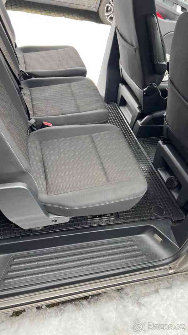 Volkswagen Caravelle T6 - foto 8