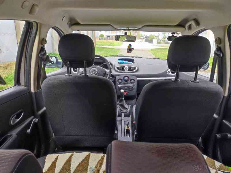 Renault Clio 1,2   Benzín, r.v. 2009 - foto 14