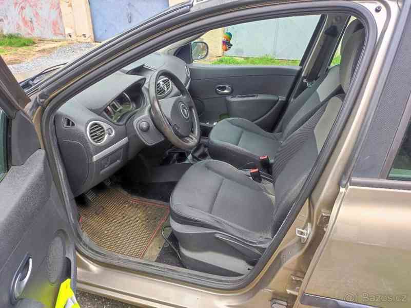 Renault Clio 1,2   Benzín, r.v. 2009 - foto 5