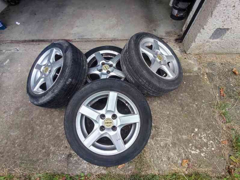 Renault Clio 1,2   Benzín, r.v. 2009 - foto 15