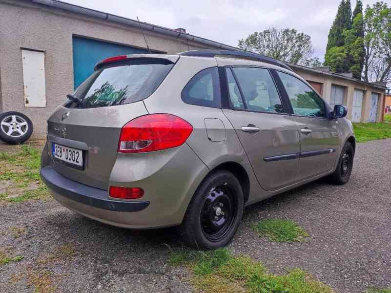 Renault Clio 1,2   Benzín, r.v. 2009 - foto 3