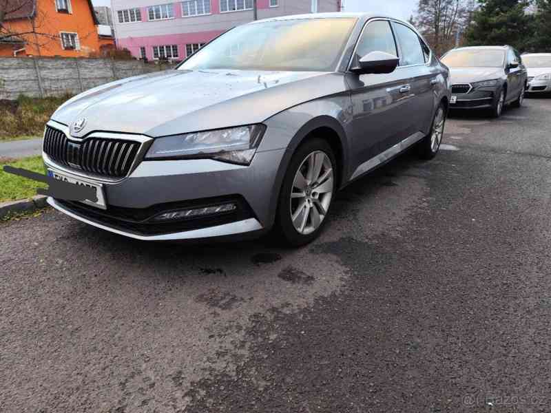 Škoda Superb 2,0 - foto 4