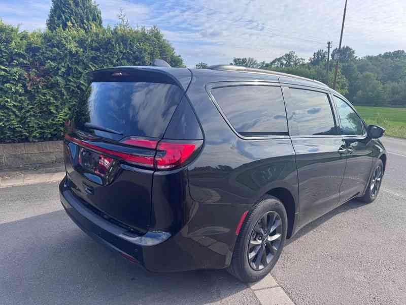 Chrysler Pacifica 3,6 Limited Stype DVD NEW 2021 - foto 4